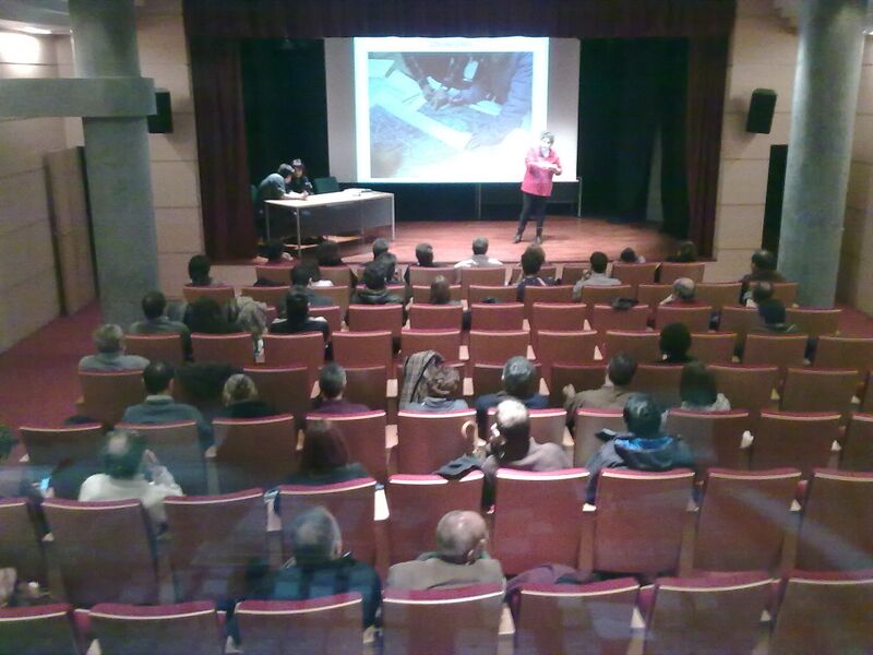File:270220131520.jpg